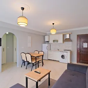 Apart Otel Gold Lion
