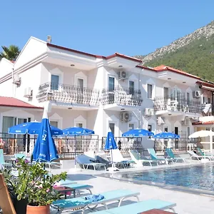 3* Otel Taner
